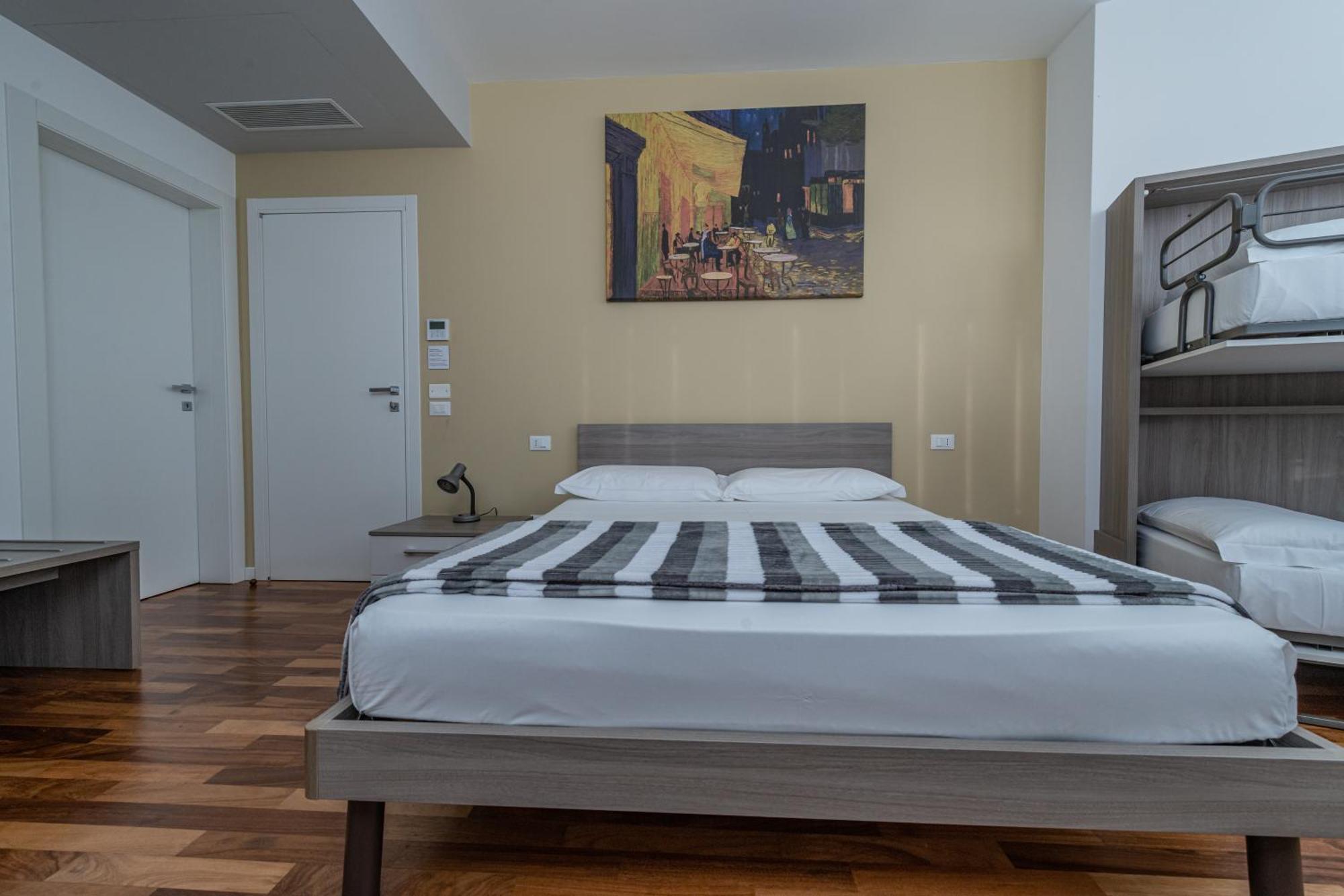 فندق Marconi House ميستر المظهر الخارجي الصورة